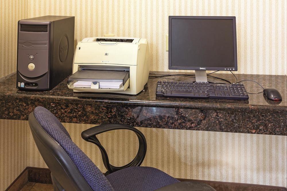 Hotel La Quinta By Wyndham Or Salem